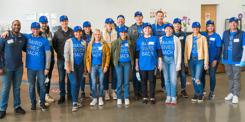 A group of Baird associates volunteering at Food Lifeline