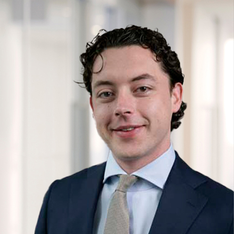 Headshot of Damiaan VanBallegooijen